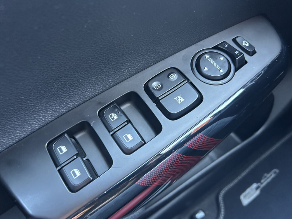 Kia Picanto 1.0 T-GDI GT-Line // NL AUTO!! // 100PK! // NAVI // CAMERA // LEDER // APPLE CARPLAY / ANDROID AUTO // 21