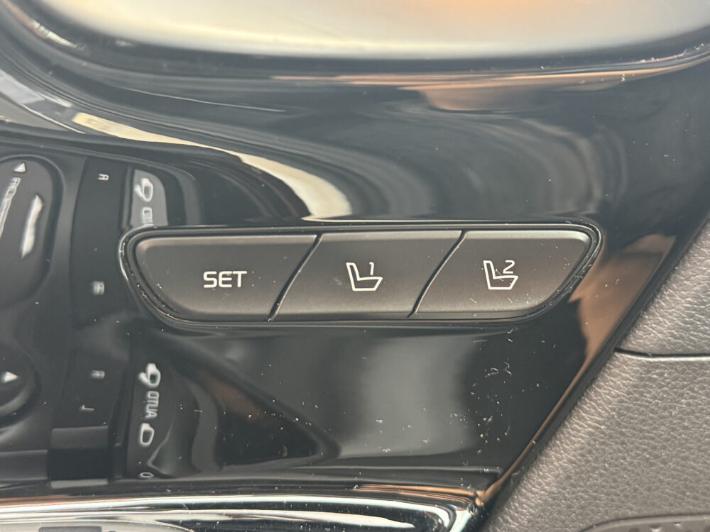 Kia Niro 1.6 GDi PHEV ExecutiveLine // TREKHAAK // JBL PREMIUM AUDIO // MEMORY SEATS // NAVI // LEDER // CAMERA // ADAPTIVE CRUISE // 29