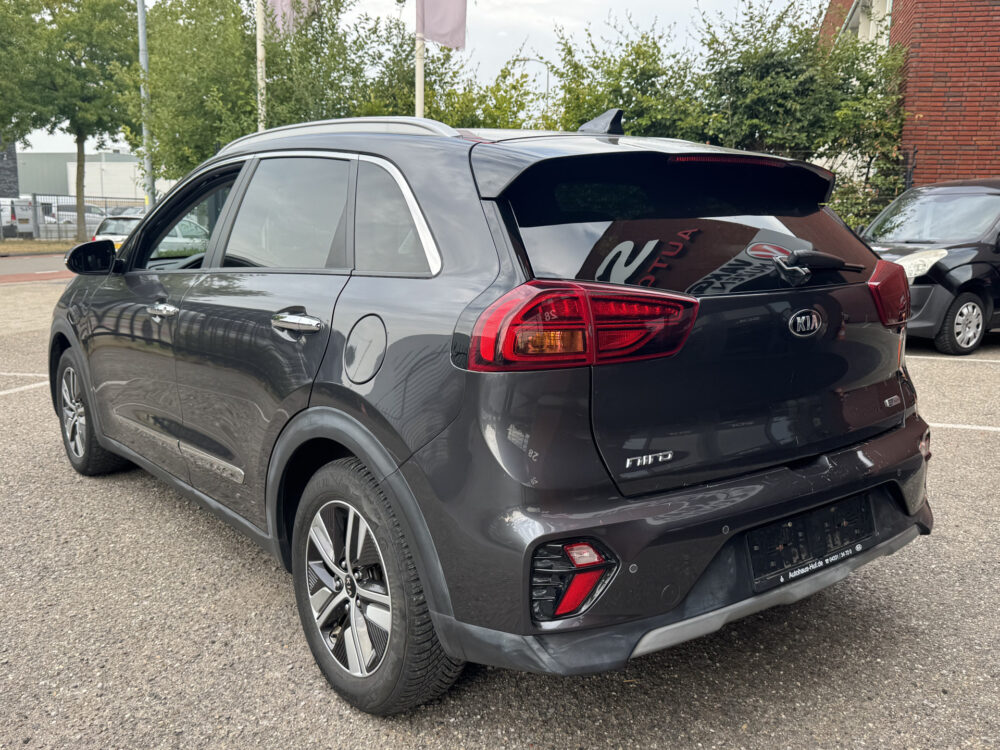 Kia Niro 1.6 GDi PHEV ExecutiveLine // TREKHAAK // JBL PREMIUM AUDIO // MEMORY SEATS // NAVI // LEDER // CAMERA // ADAPTIVE CRUISE // 4