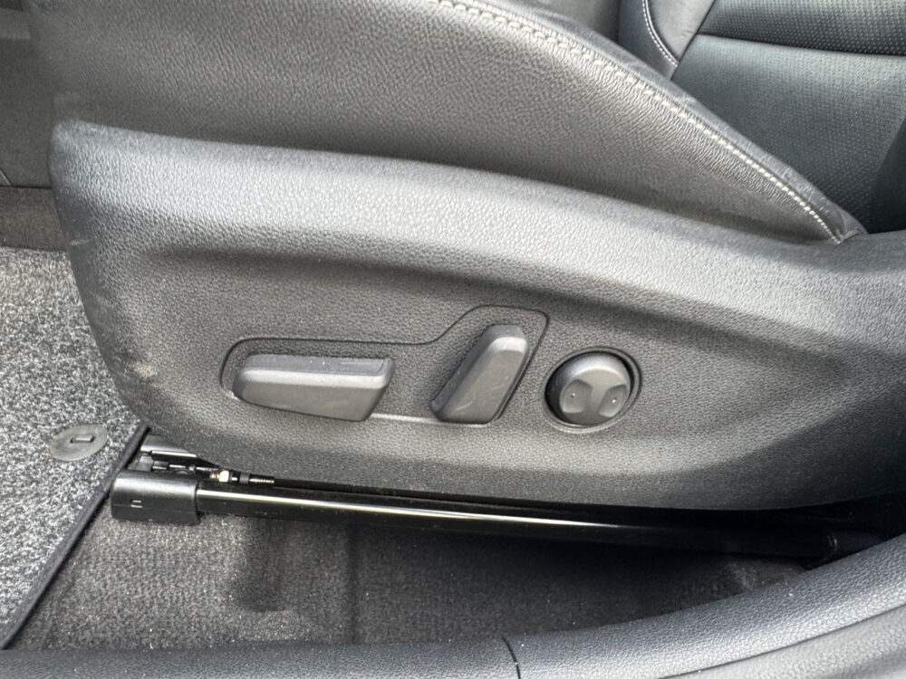 Kia Niro 1.6 GDi PHEV ExecutiveLine // TREKHAAK // JBL PREMIUM AUDIO // MEMORY SEATS // NAVI // LEDER // CAMERA // ADAPTIVE CRUISE // 8