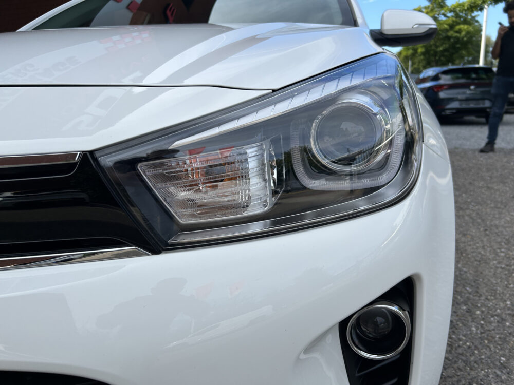 Kia Rio 1.0 TGDI DynamicLine // NAVI // CAMERA // TREKHAAK // CLIMA // CRUISE // APPLE CARPLAY / ANDROID AUTO // 22