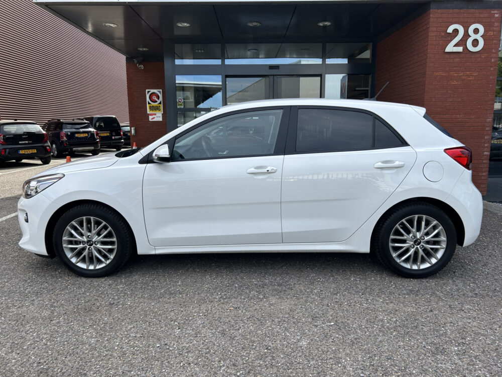 Kia Rio 1.0 TGDI DynamicLine // NAVI // CAMERA // TREKHAAK // CLIMA // CRUISE // APPLE CARPLAY / ANDROID AUTO // 3