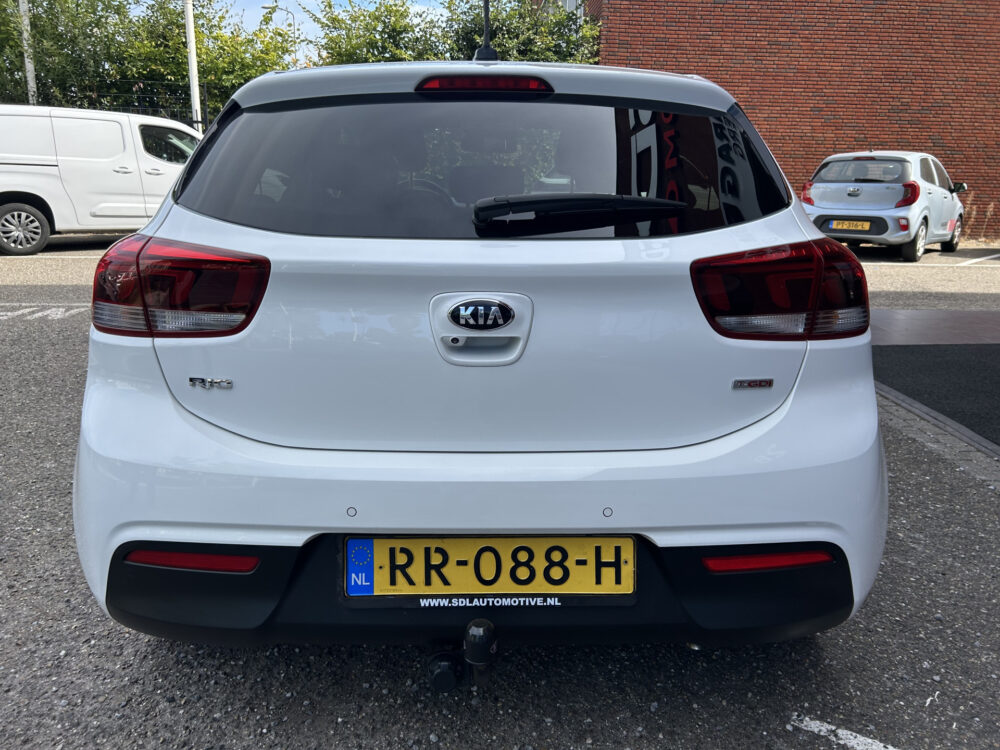 Kia Rio 1.0 TGDI DynamicLine // NAVI // CAMERA // TREKHAAK // CLIMA // CRUISE // APPLE CARPLAY / ANDROID AUTO // 5