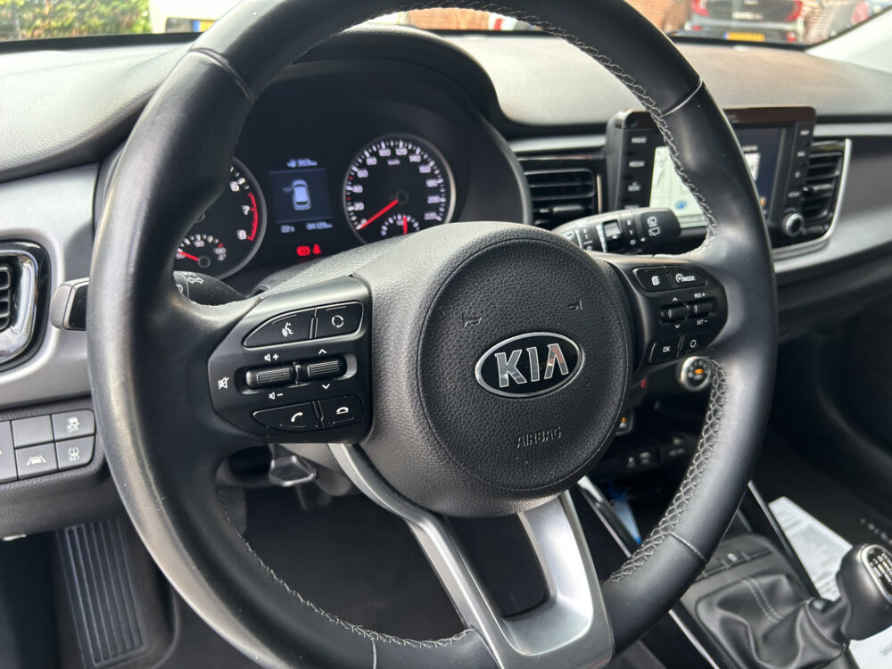 Kia Rio 1.0 TGDI DynamicLine // NAVI // CAMERA // TREKHAAK // CLIMA // CRUISE // APPLE CARPLAY / ANDROID AUTO // 6