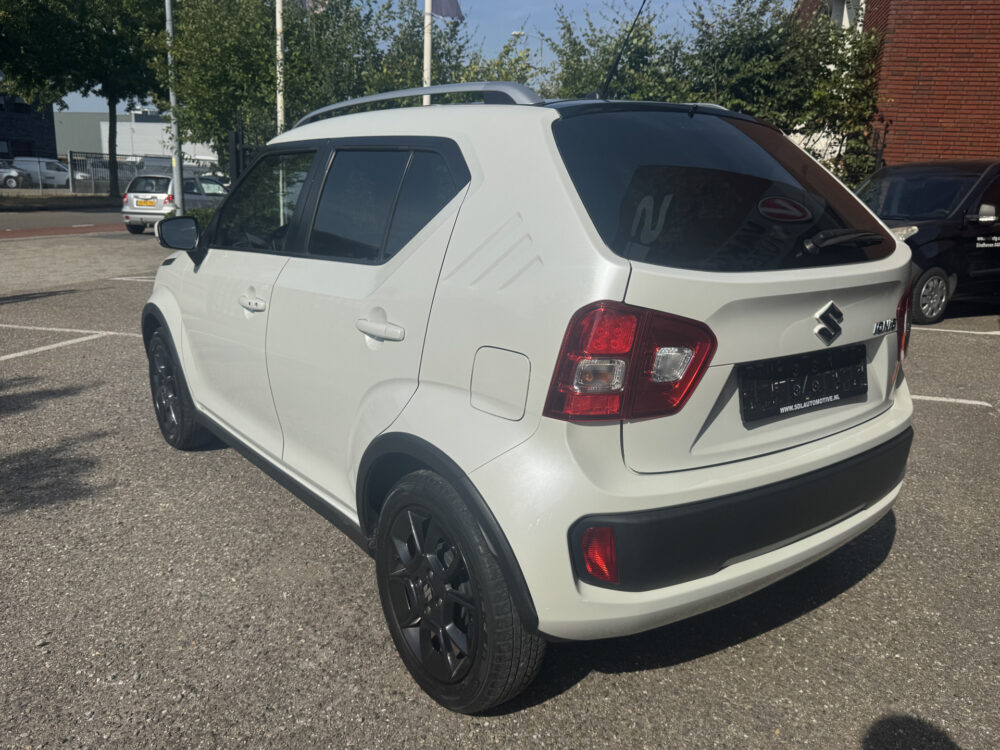 Suzuki Ignis 1.2 Stijl // CAMERA // NAVI // CRUISE // CLIMA // LED // STOELVERWARMING // 3