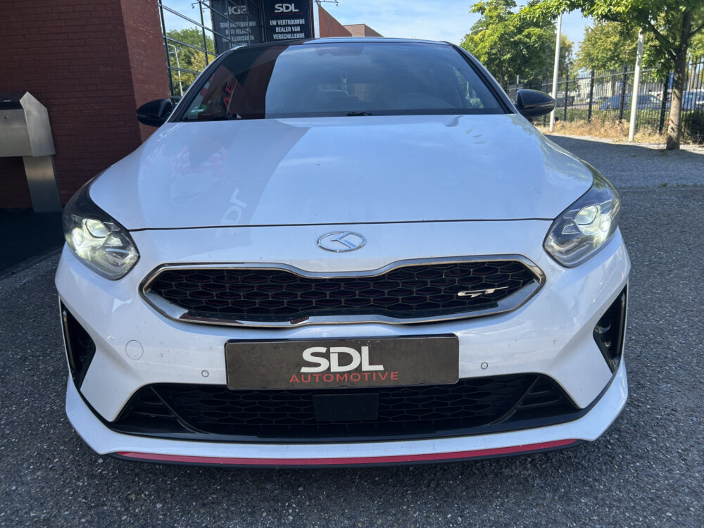 Kia ProCeed 1.6 T-GDI GT 204PK!! // FULL LED // SCHUIF/KANTELDAK // MEMORY SEAT // JBL AUDIO // ADAPTIV CRUISE // NAVI + CARPLAY // CAMERA 4