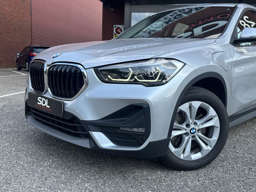 BMW X1 xDrive25e Executive // GROOT NAVI // CAMERA // CRUISE // CLIMA // STOEL VERWARMING // ELEK. KLEP // 5