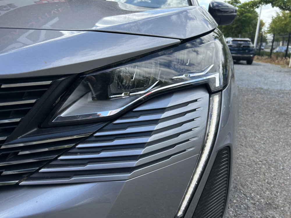 Peugeot 3008 1.6 HYbrid 225 Allure Pack Business // NAVI + CARPLAY // PDC V+A // CAMERA // LED // CLIMA // HALF-LEDER 21