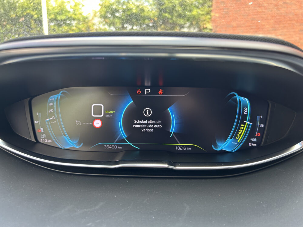 Peugeot 3008 1.6 HYbrid 225 Allure Pack Business // NAVI + CARPLAY // PDC V+A // CAMERA // LED // CLIMA // HALF-LEDER 29