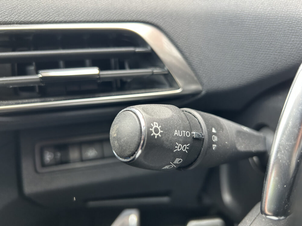 Peugeot 3008 1.6 HYbrid 225 Road Trip // KEYLESS // NAVI + CARPLAY // PDC V+A // CAMERA // HALF-LEDER // TREKHAAK!! 11