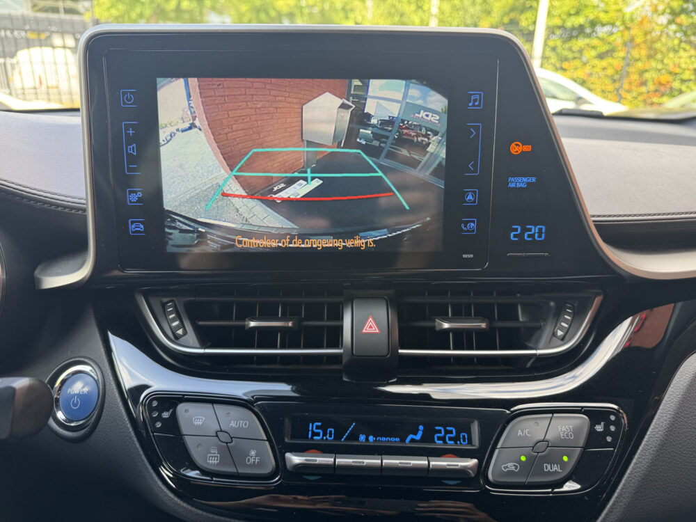 Toyota C-HR 1.8 Hybrid Executive // LED // ADAPTIVE CRUISE // NAVI // CLIMA // CAMERA // TREKHAAK! // 15