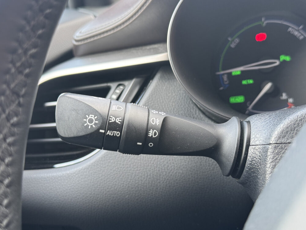 Toyota C-HR 1.8 Hybrid Executive // LED // ADAPTIVE CRUISE // NAVI // CLIMA // CAMERA // TREKHAAK! // 20