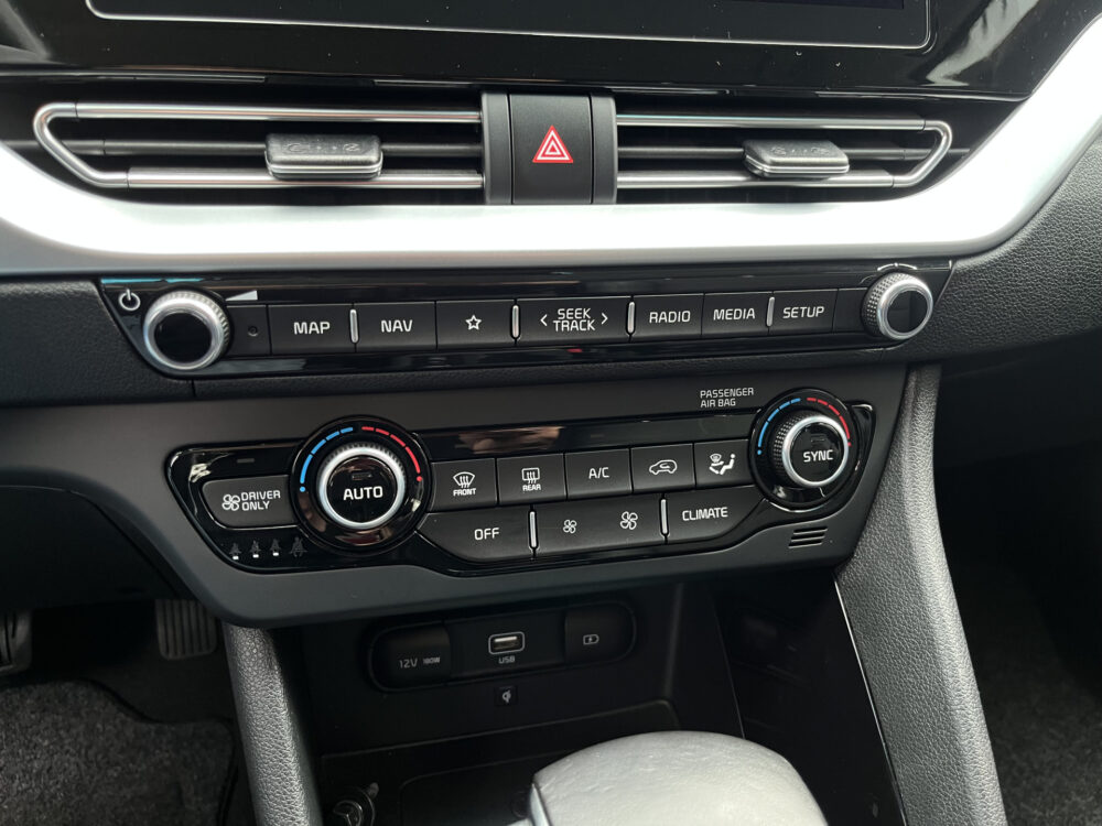 Kia Niro 1.6 GDi PHEV DynamicPlusLine // TREKHAAK // NAVI // KEYLESS ENTRY // ADAPTIVE CRUISE // CLIMA 27