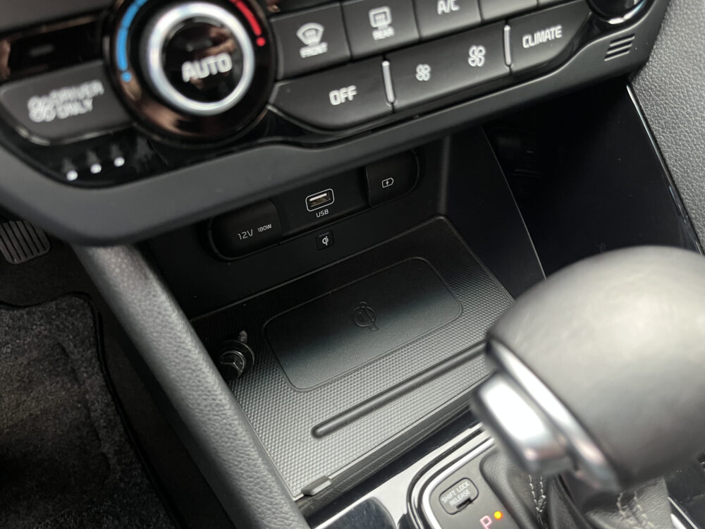 Kia Niro 1.6 GDi PHEV DynamicPlusLine // TREKHAAK // NAVI // KEYLESS ENTRY // ADAPTIVE CRUISE // CLIMA 28