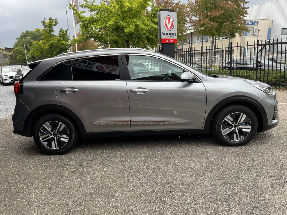 Kia Niro 1.6 GDi PHEV DynamicPlusLine // TREKHAAK // NAVI // KEYLESS ENTRY // ADAPTIVE CRUISE // CLIMA 7
