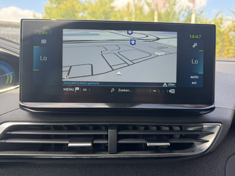 Peugeot 3008 1.6 HYbrid 225 Road Trip // NAVI // TREKHAAK // DODENHOEK // CLIMA // CRUISE // 12