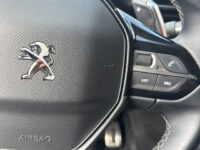Peugeot 3008 1.6 HYbrid 225 Road Trip // NAVI // TREKHAAK // DODENHOEK // CLIMA // CRUISE // 40