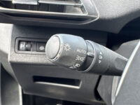 Peugeot 3008 1.6 HYbrid 225 Road Trip // NAVI // TREKHAAK // DODENHOEK // CLIMA // CRUISE // 53
