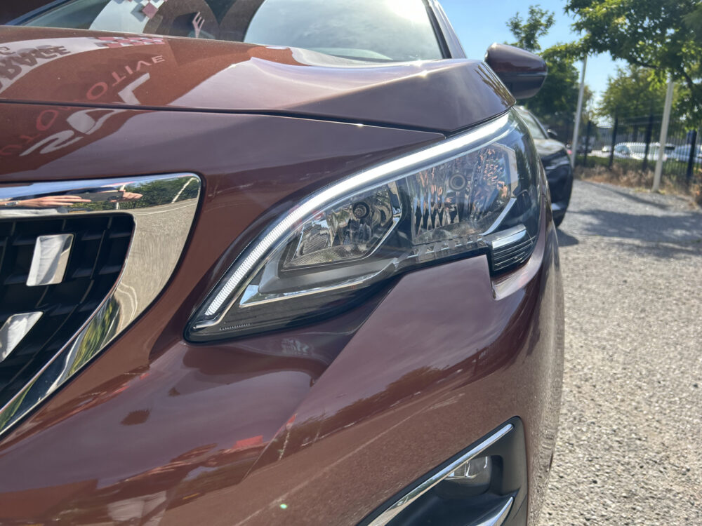 Peugeot 3008 1.2 PureTech Allure // NAVI + CARPLAY // PDC V+A // PANO/SCHUIFKANTELDAK // CAMERA // TREKHAAK!! 24