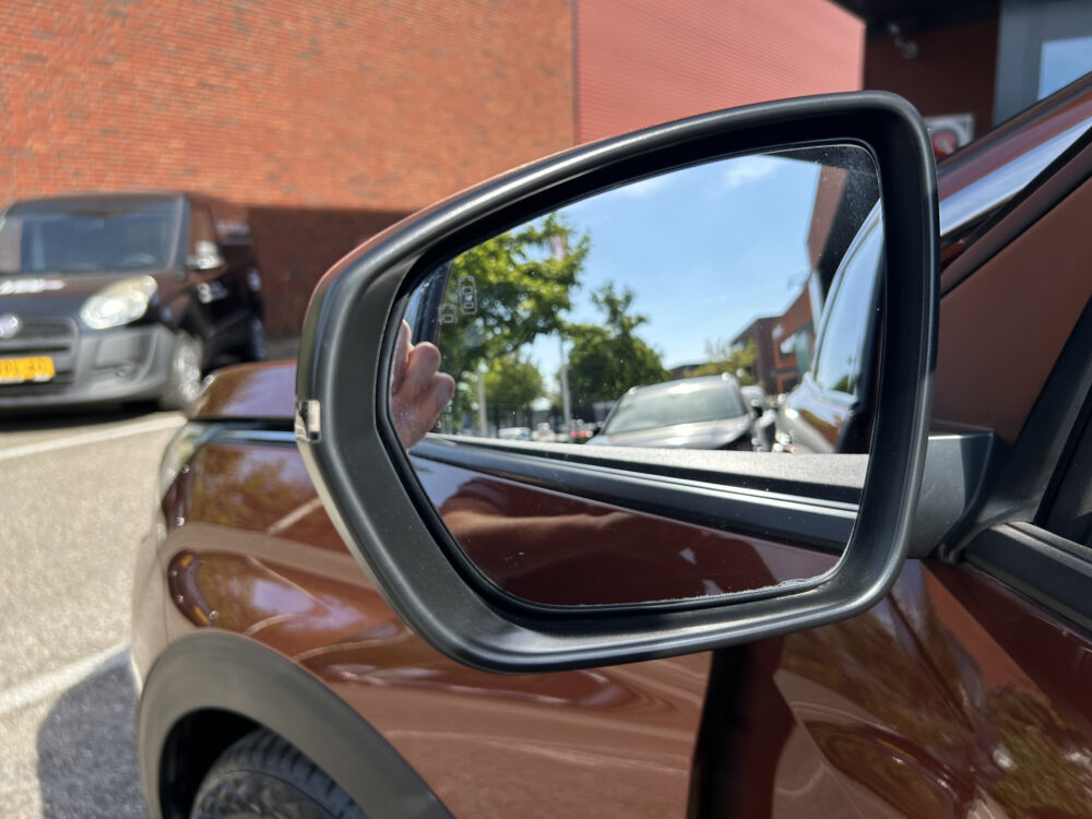 Peugeot 3008 1.2 PureTech Allure // NAVI + CARPLAY // PDC V+A // PANO/SCHUIFKANTELDAK // CAMERA // TREKHAAK!! 26