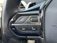 Peugeot 3008 1.2 PureTech Allure // NAVI + CARPLAY // PDC V+A // PANO/SCHUIFKANTELDAK // CAMERA // TREKHAAK!! 44