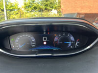 Peugeot 3008 1.2 PureTech Allure // NAVI + CARPLAY // PDC V+A // PANO/SCHUIFKANTELDAK // CAMERA // TREKHAAK!! 69