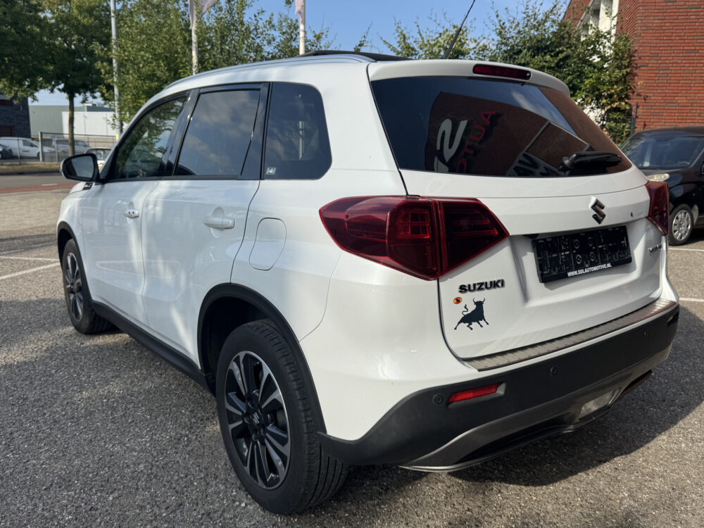 Suzuki Vitara 1.4 Boosterjet Stijl // NAVI // CAMERA // CLIMA // ADAPTIVE CRUISE // SCHUIF / KANTEL DAK // 4