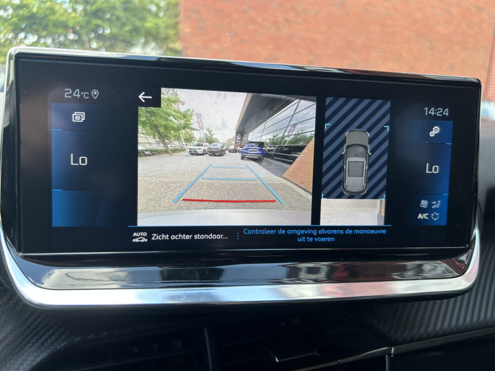 Peugeot 2008 1.2 PureTech Allure // LED // NAVI + CARPLAY // CAMERA // PDC // CLIMA 15