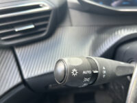 Peugeot 2008 1.2 PureTech Allure // LED // NAVI + CARPLAY // CAMERA // PDC // CLIMA 42