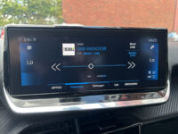 Peugeot 2008 1.2 PureTech Allure // LED // NAVI + CARPLAY // CAMERA // PDC // CLIMA 48