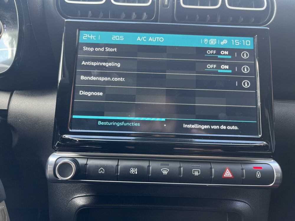 Citroën C3 Aircross 1.2 PureTech Shine // TREKHAAK // NAVI // CLIMA // PDC // CRUISE // DAB RADIO // APPLE CARPLAY / ANDROID AUTO // 16