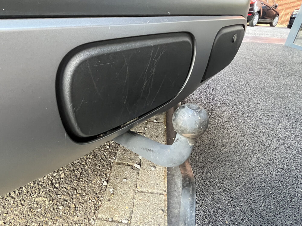 Citroën C3 Aircross 1.2 PureTech Shine // TREKHAAK // NAVI // CLIMA // PDC // CRUISE // DAB RADIO // APPLE CARPLAY / ANDROID AUTO // 25