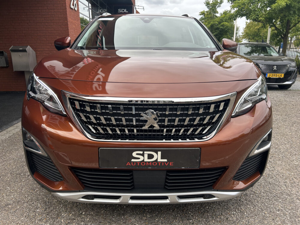 Peugeot 3008 1.2 PureTech Allure // LED // NAVI + CARPLAY // PANO/SCHUIFKANTELDAK // CAMERA // PDC V+A 4
