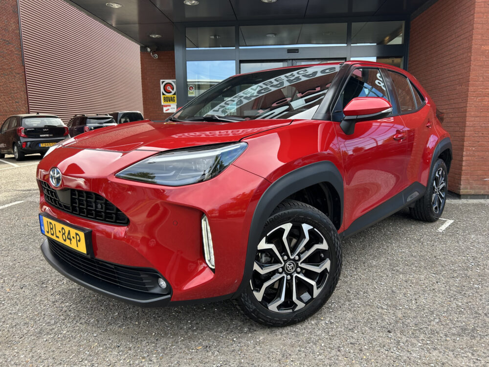 Toyota Yaris Cross 1.5 Hybrid First Edition // FULL LED // KEYLESS // DODEHOEK // ADAPT. CRUISE // CAMERA // STUUR+STOELVERWARMING // 1