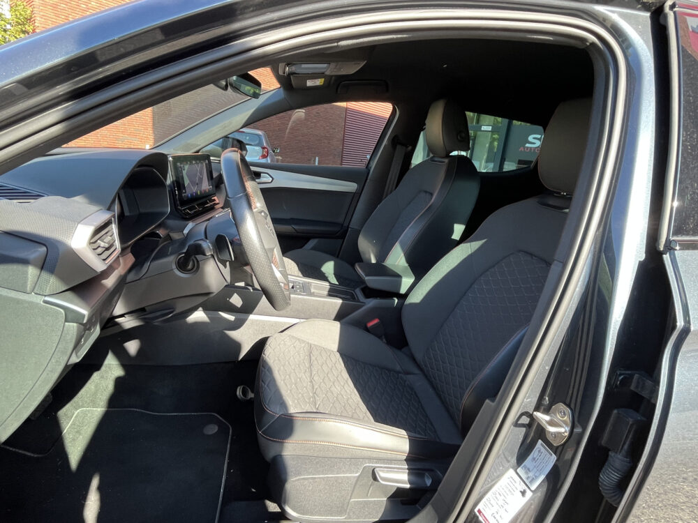 SEAT Leon 1.4 TSI eHybrid PHEV FR // ADAPTIVE CRUISE // CAMERA // CLIMA // NAVI // APPLE CARPLAY - ANDROID AUTO // 6