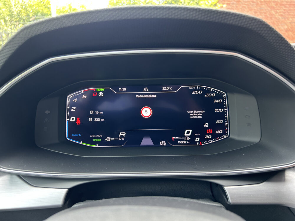 SEAT Leon 1.4 TSI eHybrid PHEV FR // FULL LED // NAVI + CARPLAY // CLIMA // CAMERA // PDC V+A 29