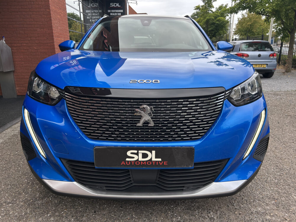 Peugeot 2008 1.2 PureTech Allure // LED // PANO/SCHUIFKANTELDAK // CLIMA // CAMERA // NAVI + CARPLAY // PDC V+A 4