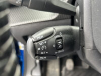 Peugeot 2008 1.2 PureTech Allure // LED // PANO/SCHUIFKANTELDAK // CLIMA // CAMERA // NAVI + CARPLAY // PDC V+A 47