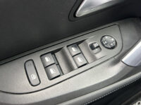 Peugeot 2008 1.2 PureTech Allure // LED // PANO/SCHUIFKANTELDAK // CLIMA // CAMERA // NAVI + CARPLAY // PDC V+A 58