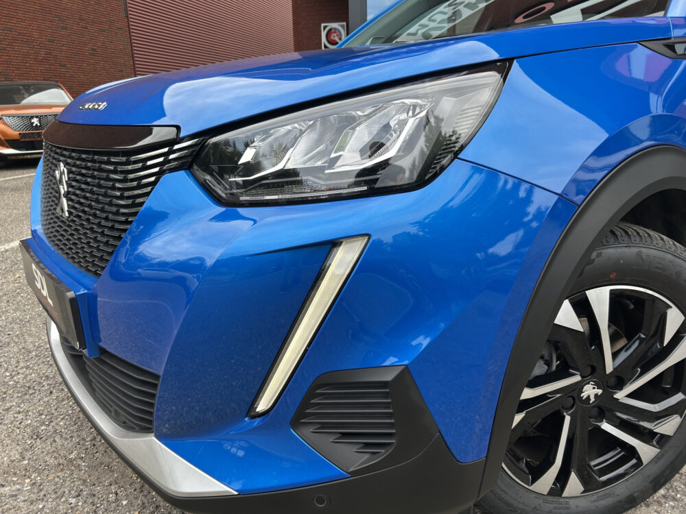 Peugeot 2008 1.2 PureTech Allure // LED // PANO/SCHUIFKANTELDAK // CLIMA // CAMERA // NAVI + CARPLAY // PDC V+A 6