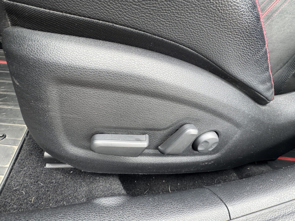 Kia ProCeed 1.6 T-GDI GT 204PK!! // NAVI // SCHUIF-KANTEL DAK // CAMERA // CLIMA // JBL AUDIO // MEMRORY SEATS // 8