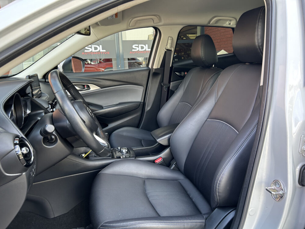 Mazda CX-3 2.0 SkyActiv-G 120 GT-M // FULL LED // NAVI + CARPLAY // CAMERA // CLIMA // PDC V+A // KEYLESS // HUD 8