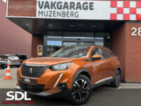 Peugeot 2008 1.2 PureTech Allure // PANO/SCHUIFKANTELDAK // CLIMA // CAMERA // NAVI + CARPLAY // PDC V+A 32