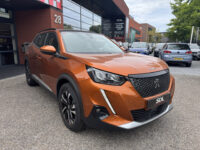 Peugeot 2008 1.2 PureTech Allure // PANO/SCHUIFKANTELDAK // CLIMA // CAMERA // NAVI + CARPLAY // PDC V+A 34