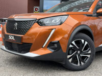 Peugeot 2008 1.2 PureTech Allure // PANO/SCHUIFKANTELDAK // CLIMA // CAMERA // NAVI + CARPLAY // PDC V+A 37