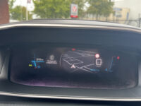 Peugeot 2008 1.2 PureTech Allure // PANO/SCHUIFKANTELDAK // CLIMA // CAMERA // NAVI + CARPLAY // PDC V+A 51