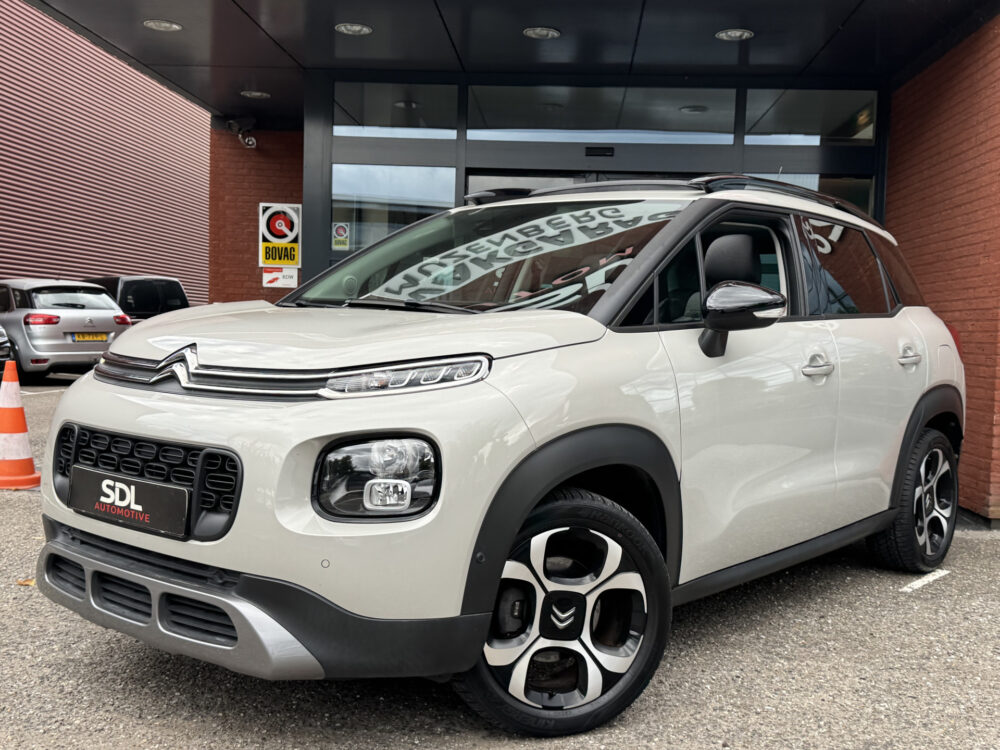 Citroën C3 Aircross 1.2 PureTech S&S Shine 5500KM!!! // PANO/SCHUIFKANTELDAK // CLIMA // CAMERA // NAVI + CARPLAY // 1