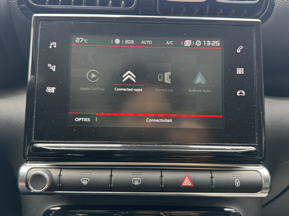 Citroën C3 Aircross 1.2 PureTech S&S Shine 5500KM!!! // PANO/SCHUIFKANTELDAK // CLIMA // CAMERA // NAVI + CARPLAY // 17