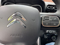Citroën C3 Aircross 1.2 PureTech S&S Shine 5500KM!!! // PANO/SCHUIFKANTELDAK // CLIMA // CAMERA // NAVI + CARPLAY // 48