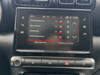 Citroën C3 Aircross 1.2 PureTech S&S Shine 5500KM!!! // PANO/SCHUIFKANTELDAK // CLIMA // CAMERA // NAVI + CARPLAY // 56